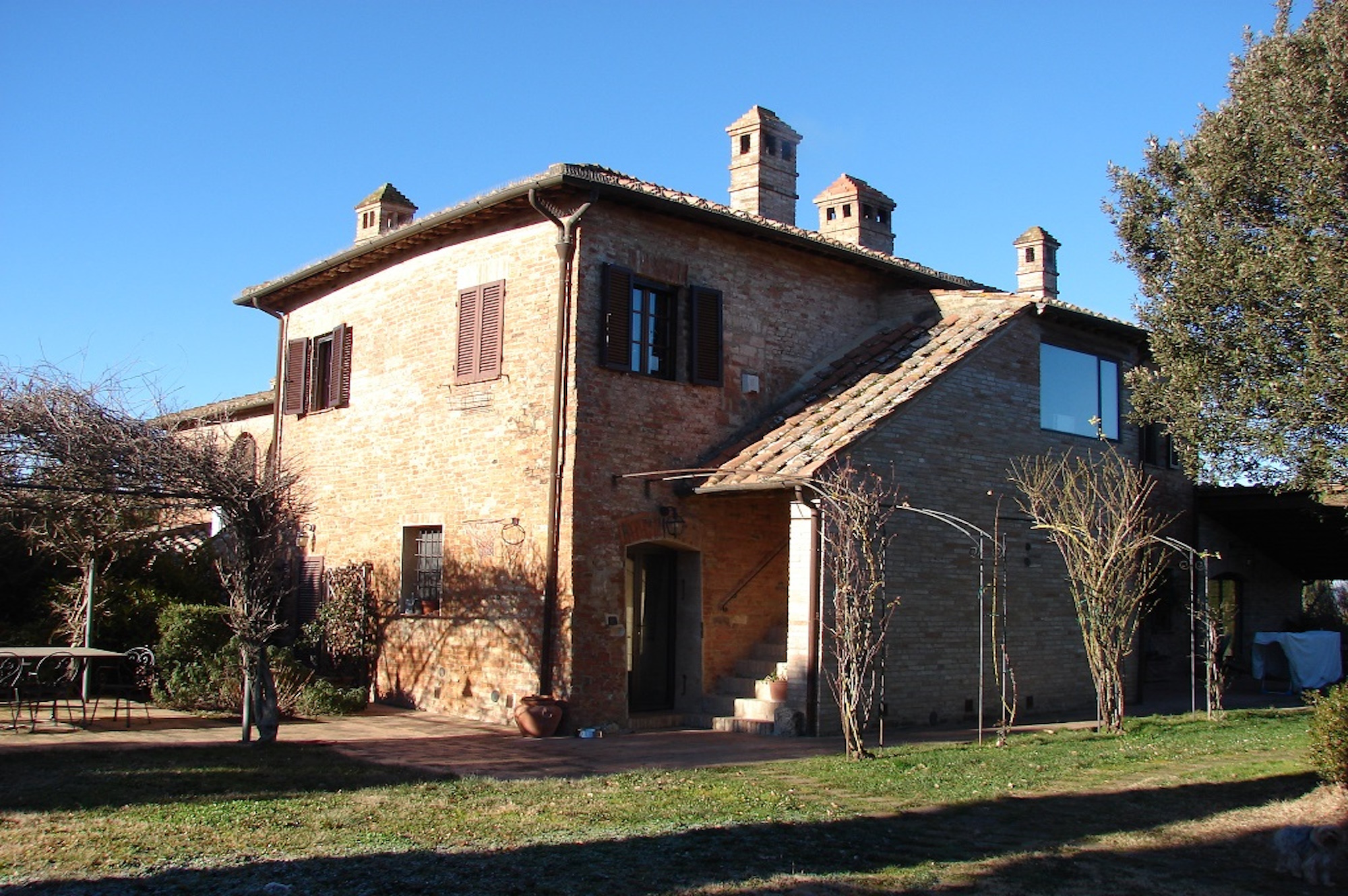 country house hamlet for sale asciano crete senesi