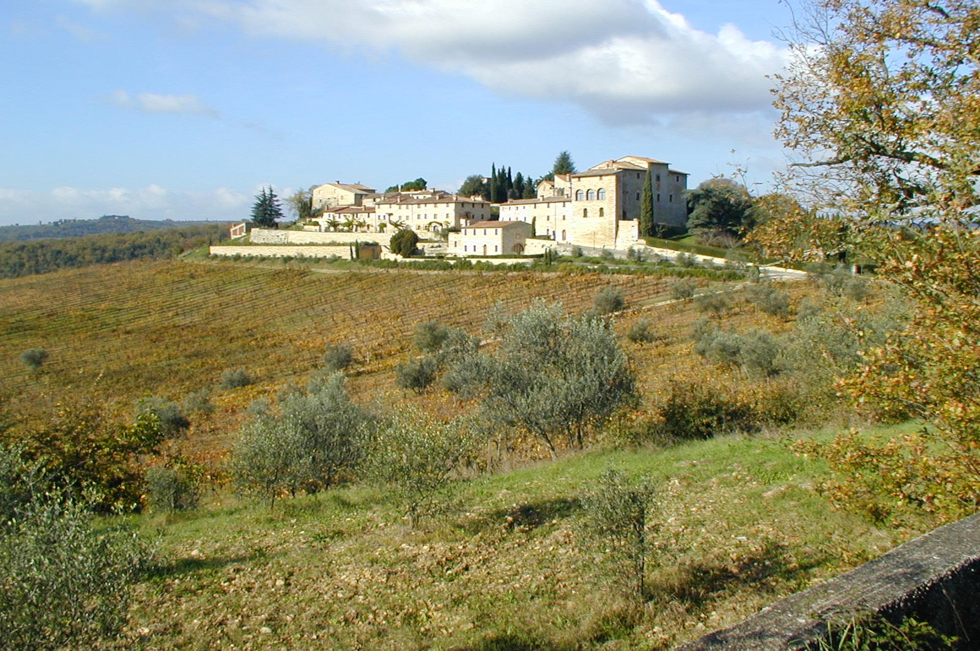 country house hamlet for sale gaiole in chianti chianti