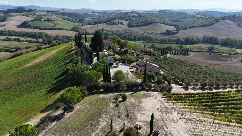 country house hamlet for sale montalcino val d orcia