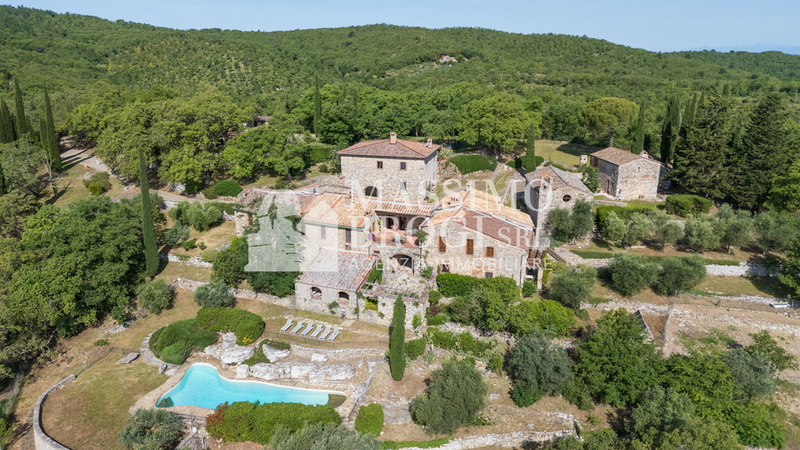 country house hamlet for sale castellina in chianti chianti